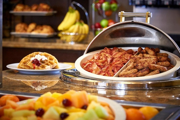 Staybridge Suites Hamilton - Downtown image 4